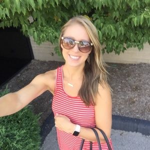 Meet your Posher, Cami